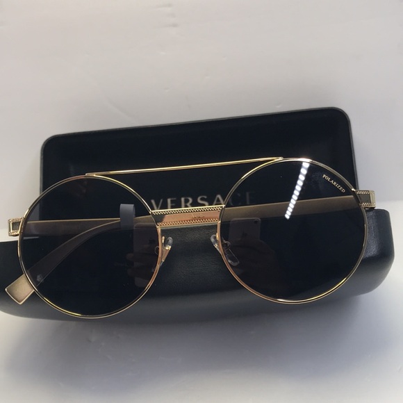 💯- New Authentic Versace Round VE2210 gold frame with dark grey polarized s… - Picture 12 of 15